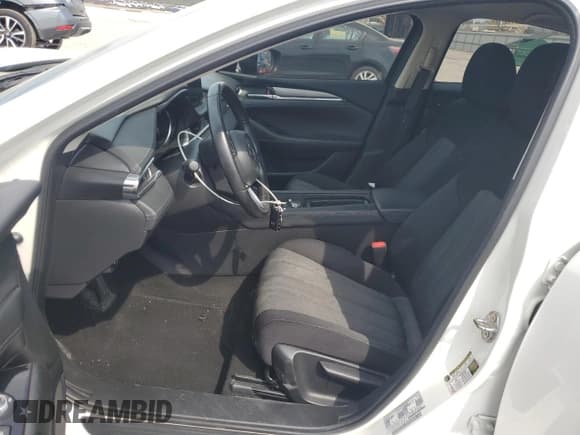 ✅ 2020 Mazda 6 Sport • VIN: JM1GL1UMXL1512713 • Lot: 81265915. Wystawiony na Copart z przebiegiem 61 260 mil. Bezpłatny archiwum sprzedaży aukcyjnych z USA i szczegółowy raport historii pojazdu na DreamBid. Zdjęcie 7.