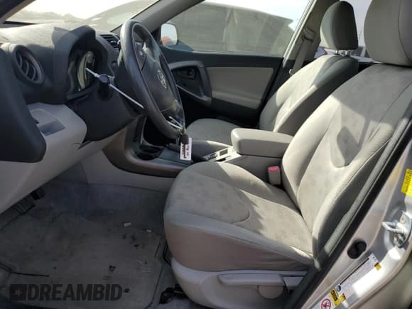 ✅ 2009 Toyota RAV4 • VIN: JTMZF33V59D014061 • Lot: 82001085. Wystawiony na Copart z przebiegiem 191 348 mil. Bezpłatny archiwum sprzedaży aukcyjnych z USA i szczegółowy raport historii pojazdu na DreamBid. Zdjęcie 7.