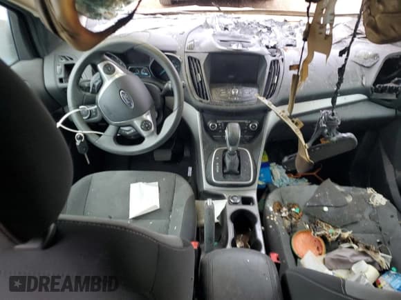 ✅ 2013 Ford Escape SE • VIN: 1FMCU0GXXDUC69444 • Lot: 70631345. Wystawiony na Copart z przebiegiem Nie podano. Bezpłatny archiwum sprzedaży aukcyjnych z USA i szczegółowy raport historii pojazdu na DreamBid. Zdjęcie 8.