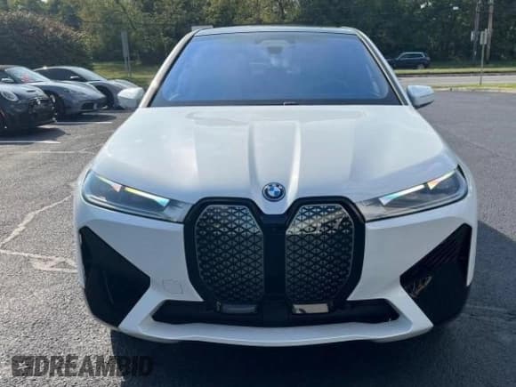 ✅ 2025 BMW iX xDrive50 • VIN: WB523CF00SCS98944 • Lot: 79060344. Listed on Copart with 8 mi. Free auction sales archive from the USA and detailed vehicle history report at DreamBid. Image 5.