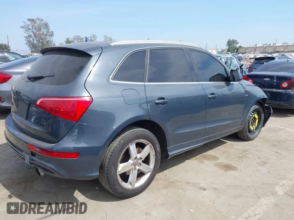 ✅ 2011 Audi Q5 Premium Plus • VIN: WA1DKAFP9BA041434 • Lot: 42918633. Listed on IAAI with 208,240 mi. Free auction sales archive from the USA and detailed vehicle history report at DreamBid. Image 4.
