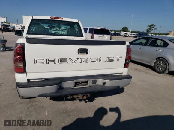 ✅ 2005 Chevrolet Silverado 1500 Work Truck • VIN: 1GCEC14V05Z141128 • Lot: 63836695. Listed on Copart with 181,453 mi. Free auction sales archive from the USA and detailed vehicle history report at DreamBid. Image 6.