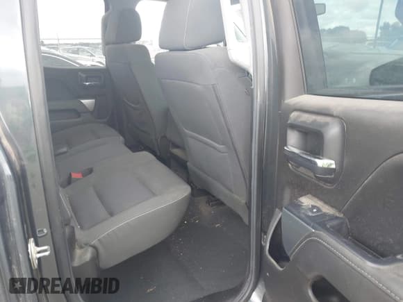 ✅ 2019 Chevrolet Silverado 1500 LT • VIN: 2GCVKPEC3K1130955 • Lot: 43162627. Wystawiony na IAAI z przebiegiem 147 747 mil. Bezpłatny archiwum sprzedaży aukcyjnych z USA i szczegółowy raport historii pojazdu na DreamBid. Zdjęcie 8.