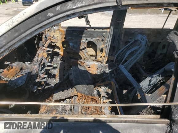 2016 Chevrolet Suburban LTZ with VIN 1GNSCJKC7GR270725, listed as a Copart auction lot 85839055 with Not provided miles and Salvage title. Bid and sale history available at DreamBid. Image 7.