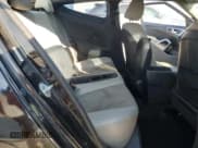 ✅ 2014 Hyundai Veloster • VIN: KMHTC6AD5EU215720 • Lot: 74894404. Wystawiony na Copart z przebiegiem 119 594 mil. Bezpłatny archiwum sprzedaży aukcyjnych z USA i szczegółowy raport historii pojazdu na DreamBid. Zdjęcie 10.