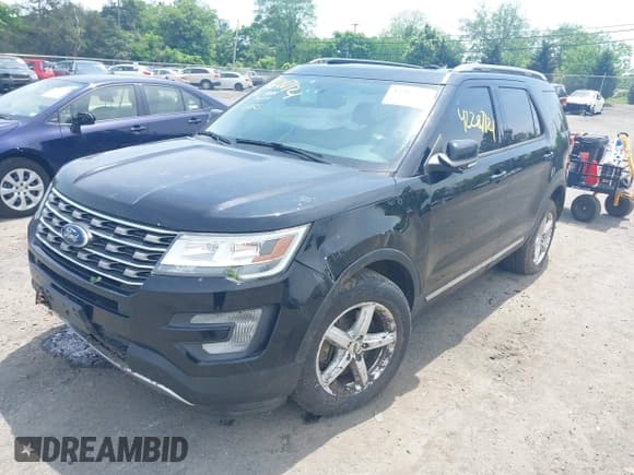 ✅ 2017 Ford Explorer XLT • VIN: 1FM5K8D80HGE08978 • Лот: 42287121. Опубликован ранее на IAAI с пробегом 113 392 миль. Бесплатный доступ к архиву аукционных продаж из США и подробный отчёт об истории автомобиля на DreamBid. Изображение 2.