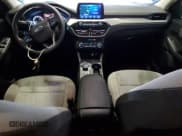 ✅ 2020 Ford Escape SE • VIN: 1FMCU9G69LUB27404 • Lot: 85390575. Listed on Copart with 120,317 mi. Free auction sales archive from the USA and detailed vehicle history report at DreamBid. Image 8.