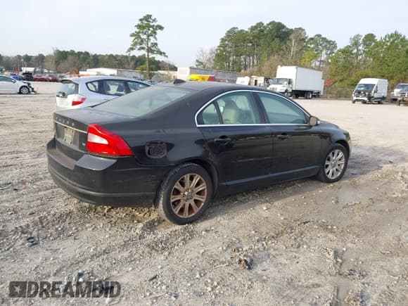 ✅ 2009 Volvo S80 I6 • VIN: YV1AS982991101922 • Лот: 41737400. Опубликован ранее на IAAI с пробегом 196 221 миль. Бесплатный доступ к архиву аукционных продаж из США и подробный отчёт об истории автомобиля на DreamBid. Изображение 4.