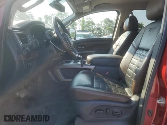 ✅ 2016 Nissan Titan Platinum Reserve • VIN: 1N6BA1F48GN507244 • Lot: 63213795. Wystawiony na Copart z przebiegiem 115 124 mil. Bezpłatny archiwum sprzedaży aukcyjnych z USA i szczegółowy raport historii pojazdu na DreamBid. Zdjęcie 7.