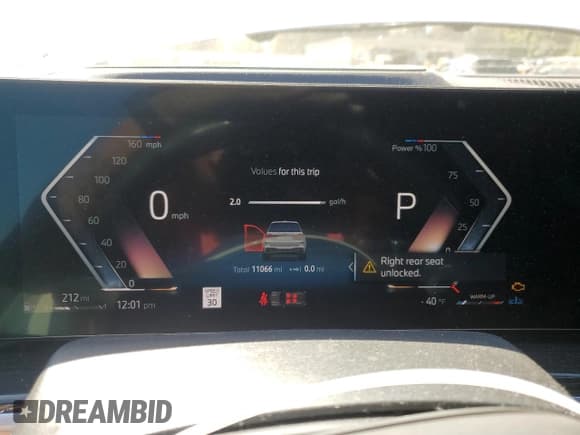 ✅ 2024 BMW X7 xDrive40i • VIN: 5UX23EM09R9T47647 • Lot: 85155935. Wystawiony na Copart z przebiegiem 11 066 mil. Bezpłatny archiwum sprzedaży aukcyjnych z USA i szczegółowy raport historii pojazdu na DreamBid. Zdjęcie 9.