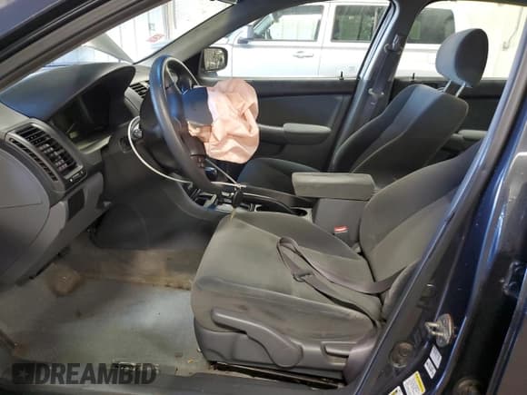 ✅ 2007 Honda Accord LX • VIN: 3HGCM56457G707613 • Lot: 93228045. Listed on Copart with 121,745 mi. Free auction sales archive from the USA and detailed vehicle history report at DreamBid. Image 7.