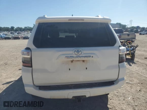 ✅ 2014 Toyota 4Runner Limited • VIN: JTEBU5JR7E5190585 • Лот: 81112705. Опубликован ранее на Copart с пробегом 224 974 миль. Бесплатный доступ к архиву аукционных продаж из США и подробный отчёт об истории автомобиля на DreamBid. Изображение 6.