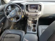 ✅ 2017 Chevrolet Colorado 4WD Z71 • VIN: 1GCGTDEN6H1182505 • Лот: 70742704. Опубликован ранее на Copart с пробегом 120 551 миль. Бесплатный доступ к архиву аукционных продаж из США и подробный отчёт об истории автомобиля на DreamBid. Изображение 8.