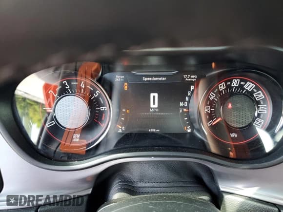 ✅ 2023 Dodge Challenger GT • VIN: 2C3CDZKG4PH546603 • Lot: 57500114. Wystawiony na Copart z przebiegiem 6 198 mil. Bezpłatny archiwum sprzedaży aukcyjnych z USA i szczegółowy raport historii pojazdu na DreamBid. Zdjęcie 9.