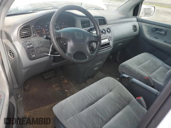 ✅ 2001 Honda Odyssey EX • VIN: 2HKRL18651H585630 • Lot: 91466065. Listed on Copart with 191,221 mi. Free auction sales archive from the USA and detailed vehicle history report at DreamBid. Image 8.