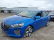 ✅ 2017 Hyundai Ioniq Blue • VIN: KMHC65LC7HU024102 • Lot: 42057067. Wystawiony na IAAI z przebiegiem 126 313 mil. Bezpłatny archiwum sprzedaży aukcyjnych z USA i szczegółowy raport historii pojazdu na DreamBid. Zdjęcie 2.