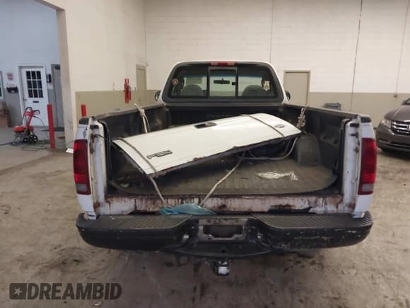 ✅ 2002 Ford F-150 XL • VIN: 2FTRF172X2CB01142 • Lot: 41359574. Listed on IAAI with 232,729 mi. Free auction sales archive from the USA and detailed vehicle history report at DreamBid. Image 17.