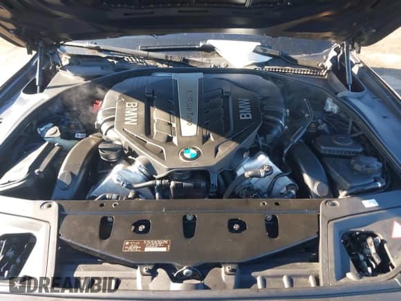 ✅ 2013 BMW 5 Series 550i xDrive • VIN: WBAFU9C55DDY72843 • Lot: 43494899. Listed on IAAI with 108,576 mi. Free auction sales archive from the USA and detailed vehicle history report at DreamBid. Image 10.