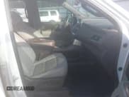 ✅ 2021 Chevrolet Suburban LT • VIN: 1GNSCCKD8MR305059 • Lot: 43300388. Wystawiony na IAAI z przebiegiem 122 421 mil. Bezpłatny archiwum sprzedaży aukcyjnych z USA i szczegółowy raport historii pojazdu na DreamBid. Zdjęcie 5.