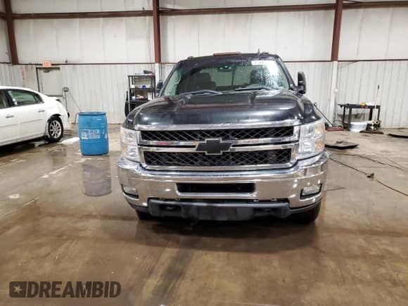 2012 Chevrolet Silverado 3500HD SRW LTZ с VIN 1GC4K1E82CF208298, выставлен на аукционе Copart как лот 41484875 с пробегом 276 394 миль миль и Списание • Salvage title. История ставок и продаж доступна на DreamBid. Изображение 5.