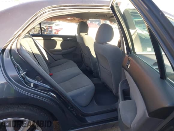 ✅ 2007 Honda Accord LX • VIN: 1HGCM66367A004257 • Лот: 43502556. Опубликован ранее на IAAI с пробегом 91 648 миль. Бесплатный доступ к архиву аукционных продаж из США и подробный отчёт об истории автомобиля на DreamBid. Изображение 8.