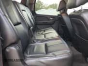 ✅ 2011 Chevrolet Suburban LT • VIN: 1GNSKJE37BR358911 • Lot: 73111044. Wystawiony na Copart z przebiegiem 163 437 mil. Bezpłatny archiwum sprzedaży aukcyjnych z USA i szczegółowy raport historii pojazdu na DreamBid. Zdjęcie 11.