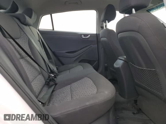 ✅ 2018 Hyundai Ioniq Blue • VIN: KMHC65LC9JU091354 • Lot: 49430715. Wystawiony na Copart z przebiegiem 91 555 mil. Bezpłatny archiwum sprzedaży aukcyjnych z USA i szczegółowy raport historii pojazdu na DreamBid. Zdjęcie 10.