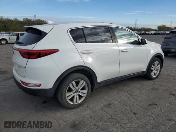 ✅ 2019 Kia Sportage LX • VIN: KNDPM3AC8K7562459 • Lot: 91022135. Wystawiony na Copart z przebiegiem 149 969 mil. Bezpłatny archiwum sprzedaży aukcyjnych z USA i szczegółowy raport historii pojazdu na DreamBid. Zdjęcie 3.