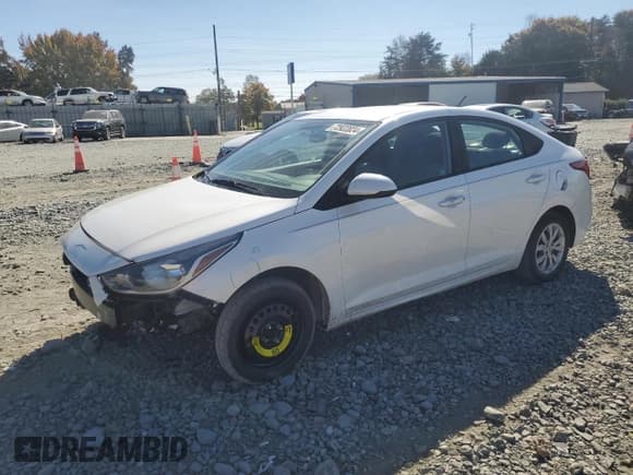 ✅ 2021 Hyundai Accent SE • VIN: 3KPC24A61ME133879 • Лот: 72922824. Опубликован ранее на Copart с пробегом 36 050 миль. Бесплатный доступ к архиву аукционных продаж из США и подробный отчёт об истории автомобиля на DreamBid. Изображение 1.