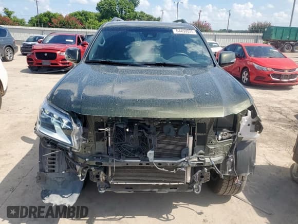 ✅ 2022 Lexus GX 460 • VIN: JTJKM7BX9N5311384 • Lot: 64450025. Wystawiony na Copart z przebiegiem 41 480 mil. Bezpłatny archiwum sprzedaży aukcyjnych z USA i szczegółowy raport historii pojazdu na DreamBid. Zdjęcie 5.