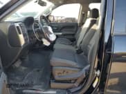 ✅ 2018 Chevrolet Silverado 1500 LT • VIN: 1GCVKREC7JZ304334 • Lot: 84803115. Wystawiony na Copart z przebiegiem 93 084 mil. Bezpłatny archiwum sprzedaży aukcyjnych z USA i szczegółowy raport historii pojazdu na DreamBid. Zdjęcie 7.