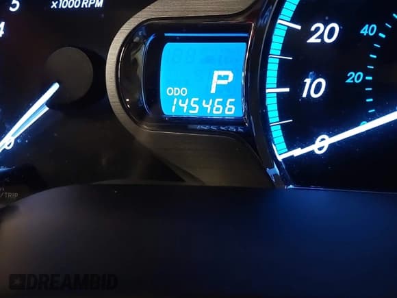 ✅ 2011 Toyota Sienna XLE • VIN: 5TDDK3DC0BS005250 • Lot: 41526861. Listed on IAAI with 145,466 mi. Free auction sales archive from the USA and detailed vehicle history report at DreamBid. Image 7.