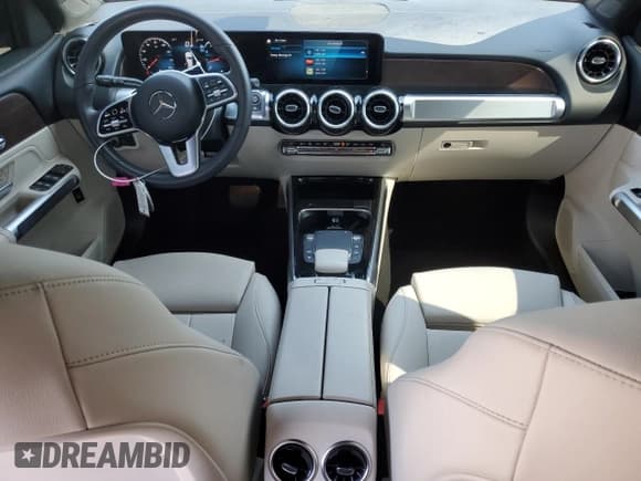 ✅ 2023 Mercedes-Benz GLB 250 • VIN: W1N4M4GB5PW312321 • Lot: 84066015. Listed on Copart with 29,959 mi. Free auction sales archive from the USA and detailed vehicle history report at DreamBid. Image 8.