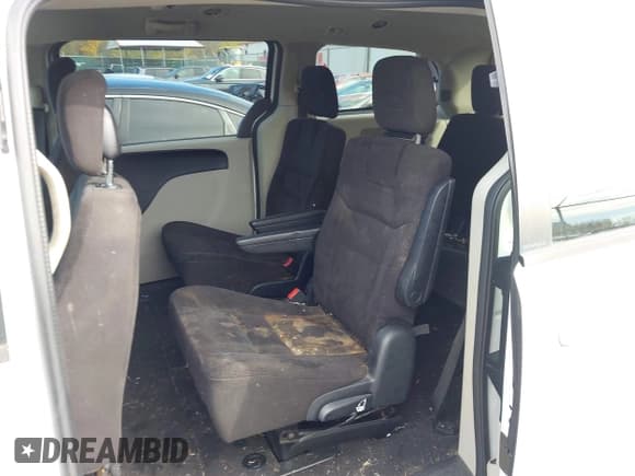 ✅ 2014 Dodge Grand Caravan SXT • VIN: 2C4RDGCG2ER205961 • Lot: 43618442. Wystawiony na IAAI z przebiegiem 160 959 mil. Bezpłatny archiwum sprzedaży aukcyjnych z USA i szczegółowy raport historii pojazdu na DreamBid. Zdjęcie 8.