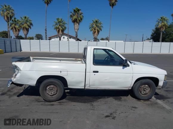 ✅ 1993 Nissan Frontier • VIN: 1N6SD11S2PC365417 • Lot: 42771837. Listed on IAAI with 204,813 mi. Free auction sales archive from the USA and detailed vehicle history report at DreamBid. Image 13.