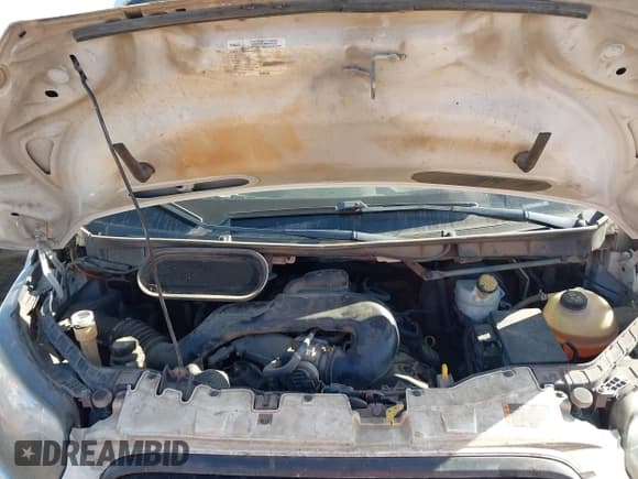 ✅ 2019 Ford Transit • VIN: 1FTYR2CM7KKA69374 • Lot: 43699024. Listed on IAAI with 243,820 mi. Free auction sales archive from the USA and detailed vehicle history report at DreamBid. Image 10.