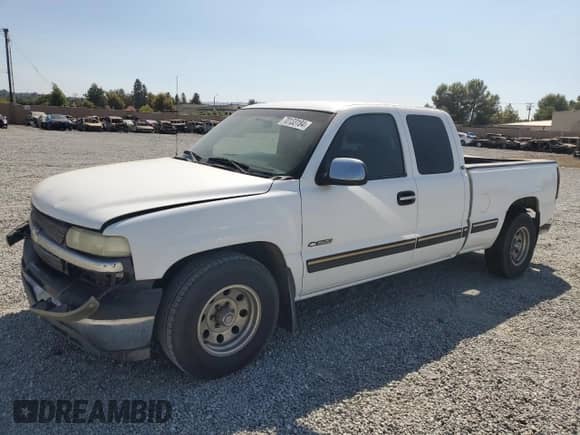 ✅ 2001 Chevrolet Silverado 1500 LT • VIN: 1GCEC19T11Z150759 • Lot: 70133184. Wystawiony na Copart z przebiegiem 207 392 mil mil. Skorzystaj z bezpłatnego archiwum sprzedaży aukcyjnych z USA i zobacz szczegółowy raport historii pojazdu na DreamBid. Zdjęcie 1.