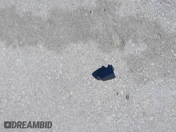 2018 Chevrolet Malibu LT z VIN 1G1ZD5ST8JF137789, wystawiony jako IAAI lot #41968346 z przebiegiem 120 638 mil mil oraz . Historia ofert i sprzedaży dostępna na DreamBid. Obrazek 12.