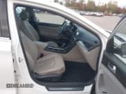 ✅ 2015 Hyundai Sonata Sport • VIN: 5NPE34AF4FH048992 • Лот: 43570681. Опубликован ранее на IAAI с пробегом 37 271 миль. Бесплатный доступ к архиву аукционных продаж из США и подробный отчёт об истории автомобиля на DreamBid. Изображение 5.