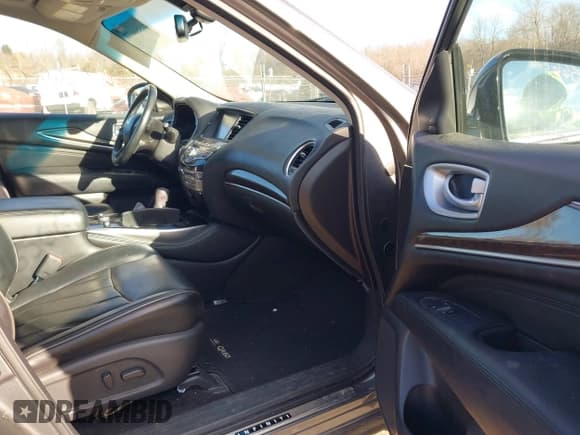 ✅ 2015 Infiniti QX60 • VIN: 5N1AL0MM7FC526525 • Lot: 41356677. Wystawiony na IAAI z przebiegiem 148 987 mil. Bezpłatny archiwum sprzedaży aukcyjnych z USA i szczegółowy raport historii pojazdu na DreamBid. Zdjęcie 5.