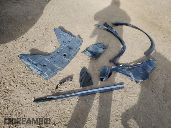 ✅ 2017 Nissan Rogue SL • VIN: 5N1AT2MV2HC871047 • Лот: 91021565. Опубликован ранее на Copart с пробегом 110 035 миль. Бесплатный доступ к архиву аукционных продаж из США и подробный отчёт об истории автомобиля на DreamBid. Изображение 13.