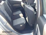 ✅ 2016 Chevrolet Cruze LS • VIN: 1G1PC5SGXG7216137 • Лот: 43138619. Опубликован ранее на IAAI с пробегом 113 888 миль. Бесплатный доступ к архиву аукционных продаж из США и подробный отчёт об истории автомобиля на DreamBid. Изображение 8.