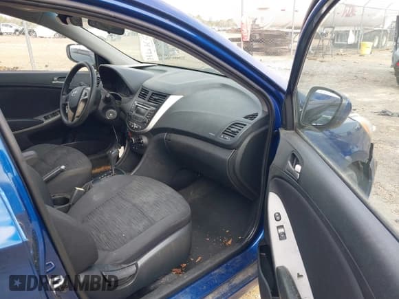 ✅ 2016 Hyundai Accent GL • VIN: KMHCT5AE2GU251287 • Лот: 41895295. Опубликован ранее на IAAI с пробегом 144 133 миль. Бесплатный доступ к архиву аукционных продаж из США и подробный отчёт об истории автомобиля на DreamBid. Изображение 5.