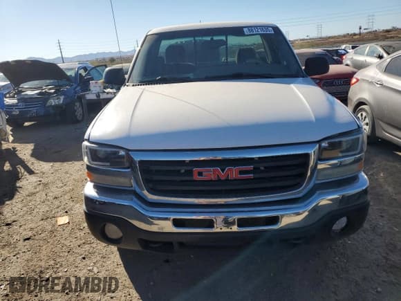 ✅ 2006 GMC Sierra 1500 Work Truck • VIN: 1GTEC14V36Z120890 • Лот: 88121635. Опубликован ранее на Copart с пробегом 194 591 миль. Бесплатный доступ к архиву аукционных продаж из США и подробный отчёт об истории автомобиля на DreamBid. Изображение 5.