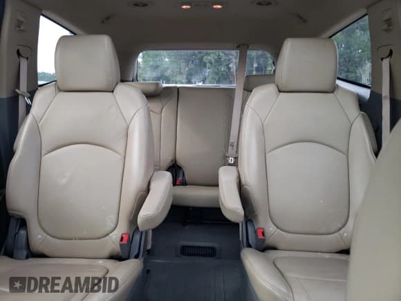 ✅ 2011 Chevrolet Traverse 2LT • VIN: 1GNKRJED3BJ156893 • Lot: 71366094. Wystawiony na Copart z przebiegiem 142 759 mil. Bezpłatny archiwum sprzedaży aukcyjnych z USA i szczegółowy raport historii pojazdu na DreamBid. Zdjęcie 10.