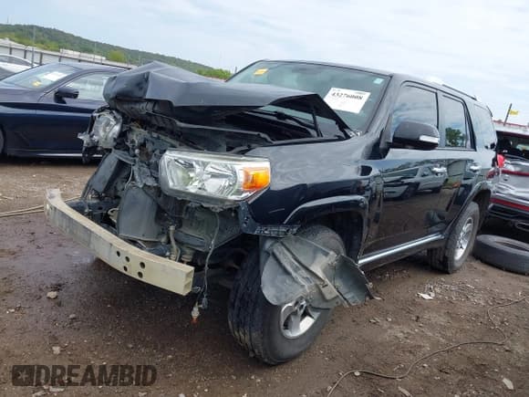 ✅ 2013 Toyota 4Runner Trail • VIN: JTEBU5JR2D5128882 • Lot: 43276008. Wystawiony na IAAI z przebiegiem 261 174 mil. Bezpłatny archiwum sprzedaży aukcyjnych z USA i szczegółowy raport historii pojazdu na DreamBid. Zdjęcie 2.