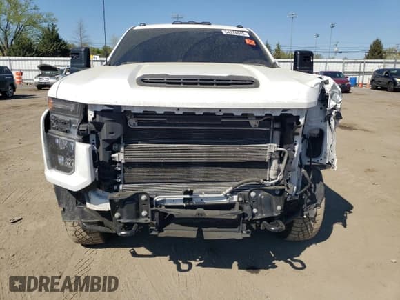 ✅ 2022 Chevrolet Silverado 2500HD • VIN: 2GC1YLEY2N1243348 • Lot: 54374045. Listed on Copart with 80,905 mi. Free auction sales archive from the USA and detailed vehicle history report at DreamBid. Image 5.