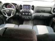 ✅ 2019 Chevrolet Silverado 1500 LT • VIN: 1GCRYDED1KZ390785 • Lot: 70964904. Wystawiony na Copart z przebiegiem 42 560 mil. Bezpłatny archiwum sprzedaży aukcyjnych z USA i szczegółowy raport historii pojazdu na DreamBid. Zdjęcie 8.