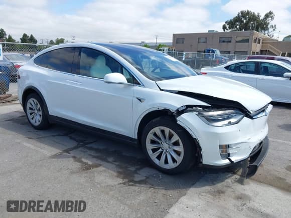 ✅ 2021 Tesla Model X Long Range Plus • VIN: 5YJXCDE27MF322200 • Lot: 42360282. Listed on IAAI with 37,072 mi. Free auction sales archive from the USA and detailed vehicle history report at DreamBid. Image 1.