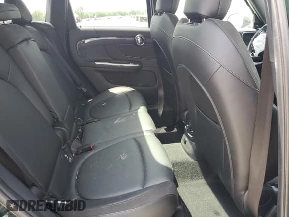 ✅ 2017 MINI Countryman Cooper S • VIN: WMZYT3C39H3D98632 • Lot: 57314325. Listed on Copart with 32,339 mi. Free auction sales archive from the USA and detailed vehicle history report at DreamBid. Image 10.